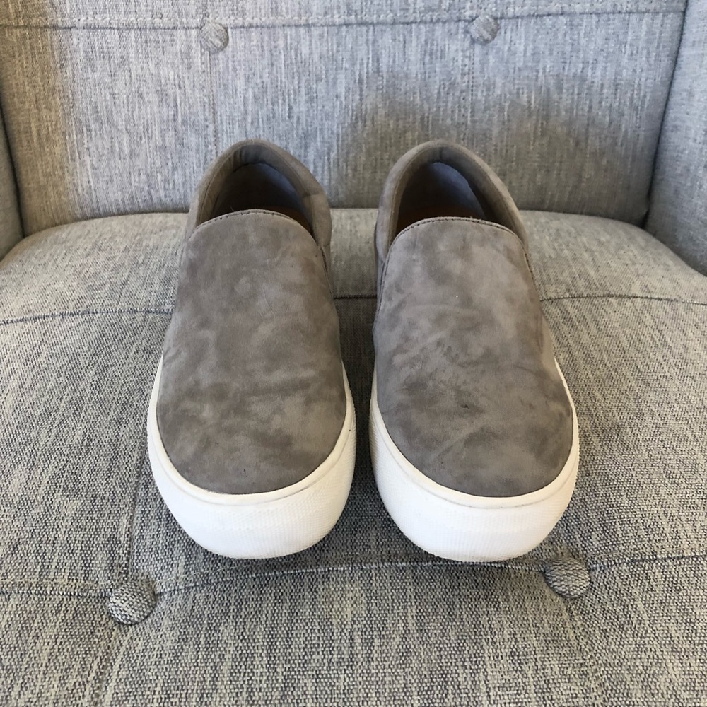Steve Madden platform suede grey sneakers